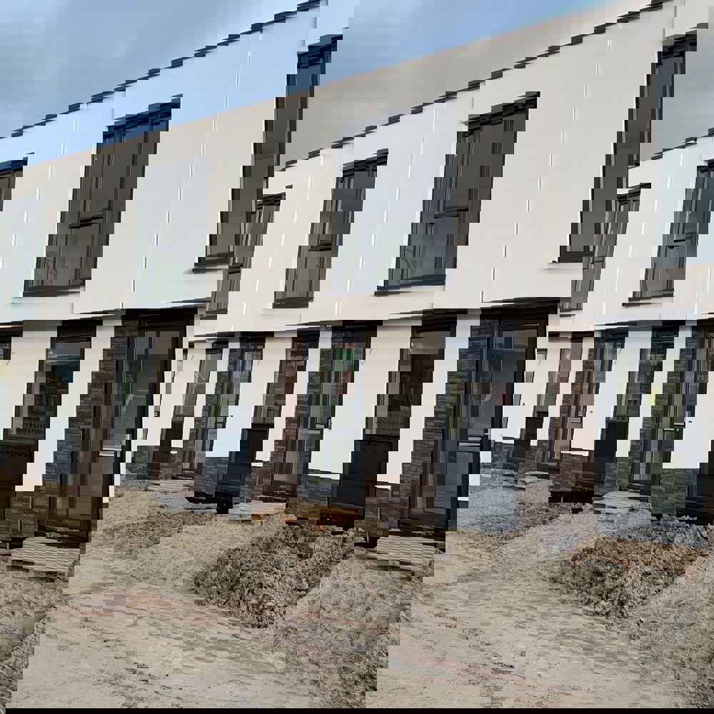 123703207 3397108600403537 697760145707785679 O 2